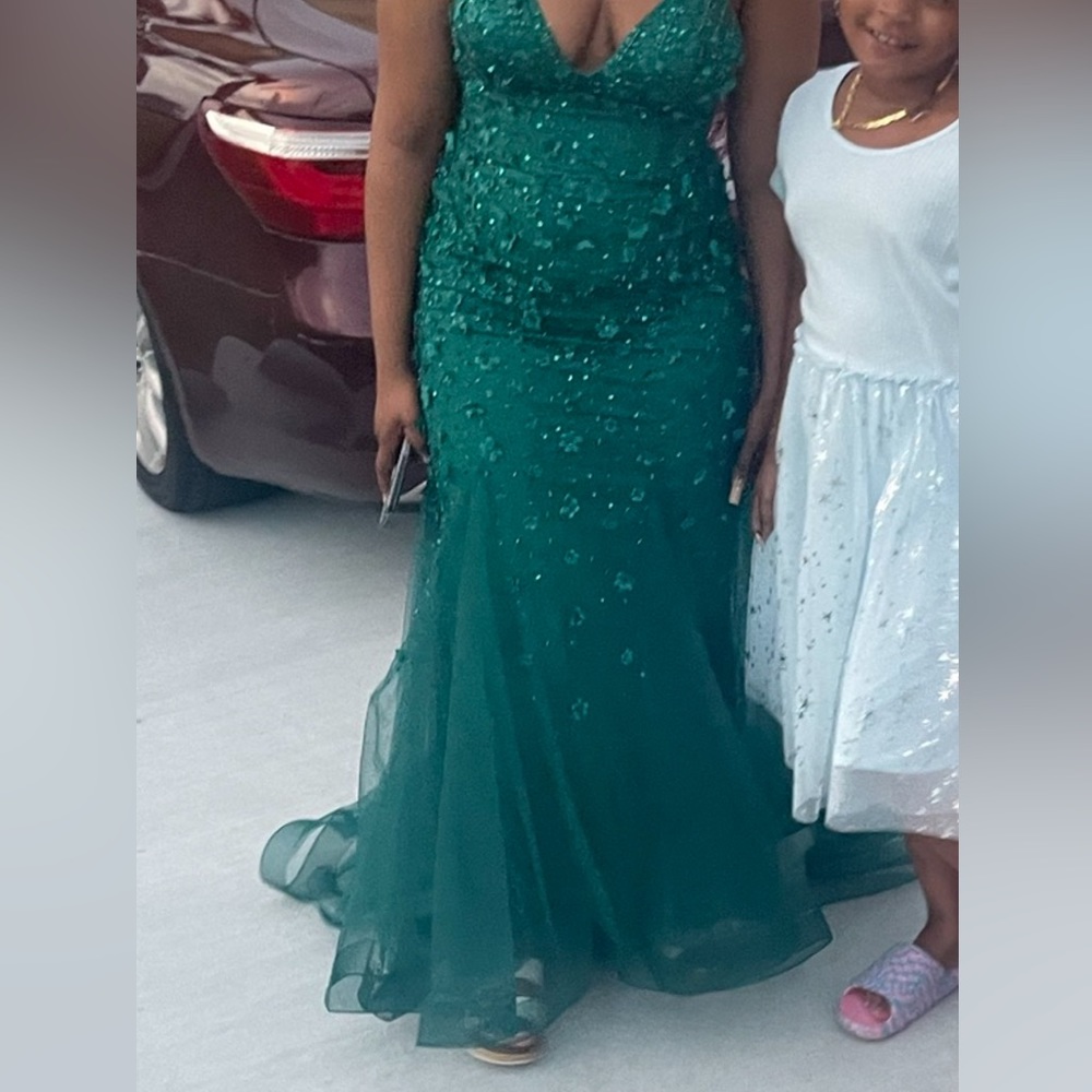green prom dress for sell